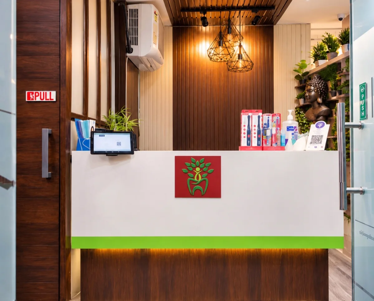 Healing Touch Dental reception, Palam Vihar Gurgaon