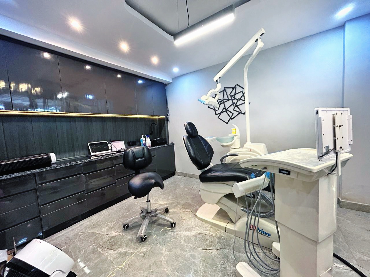 Dentist in Gurgaon